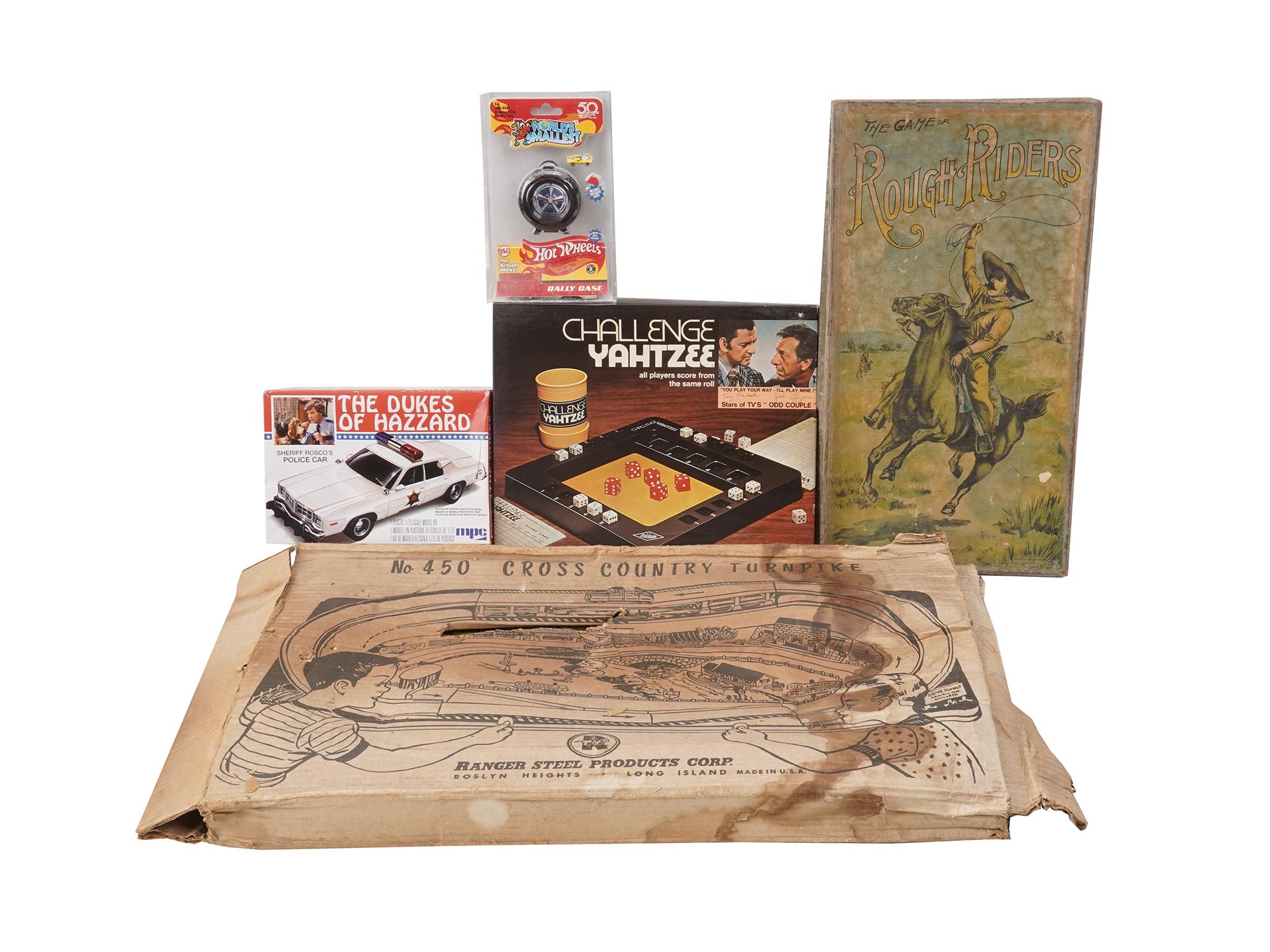 ANTIQUE AND VINTAGE BOARD GAMES AND TOY CARS PIC-